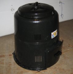backyard-composter-2